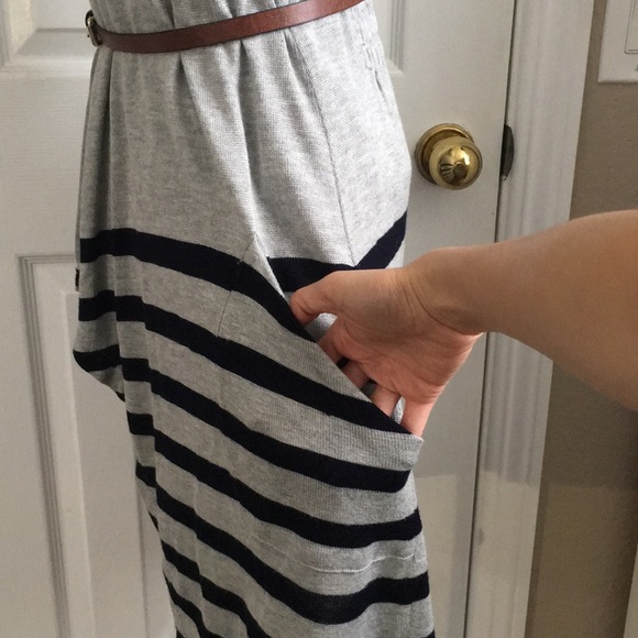 Striped Asymmetric Sleeveless Cardigan - Picture 6 of 7